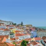 Living in Portugal: advantages, disadvantages and procedures